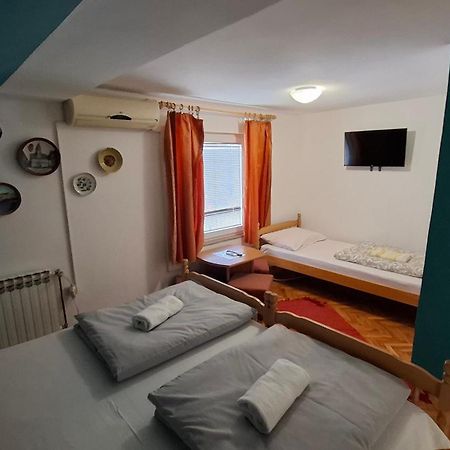 Aventurin Rooms 斯诺基 客房 照片